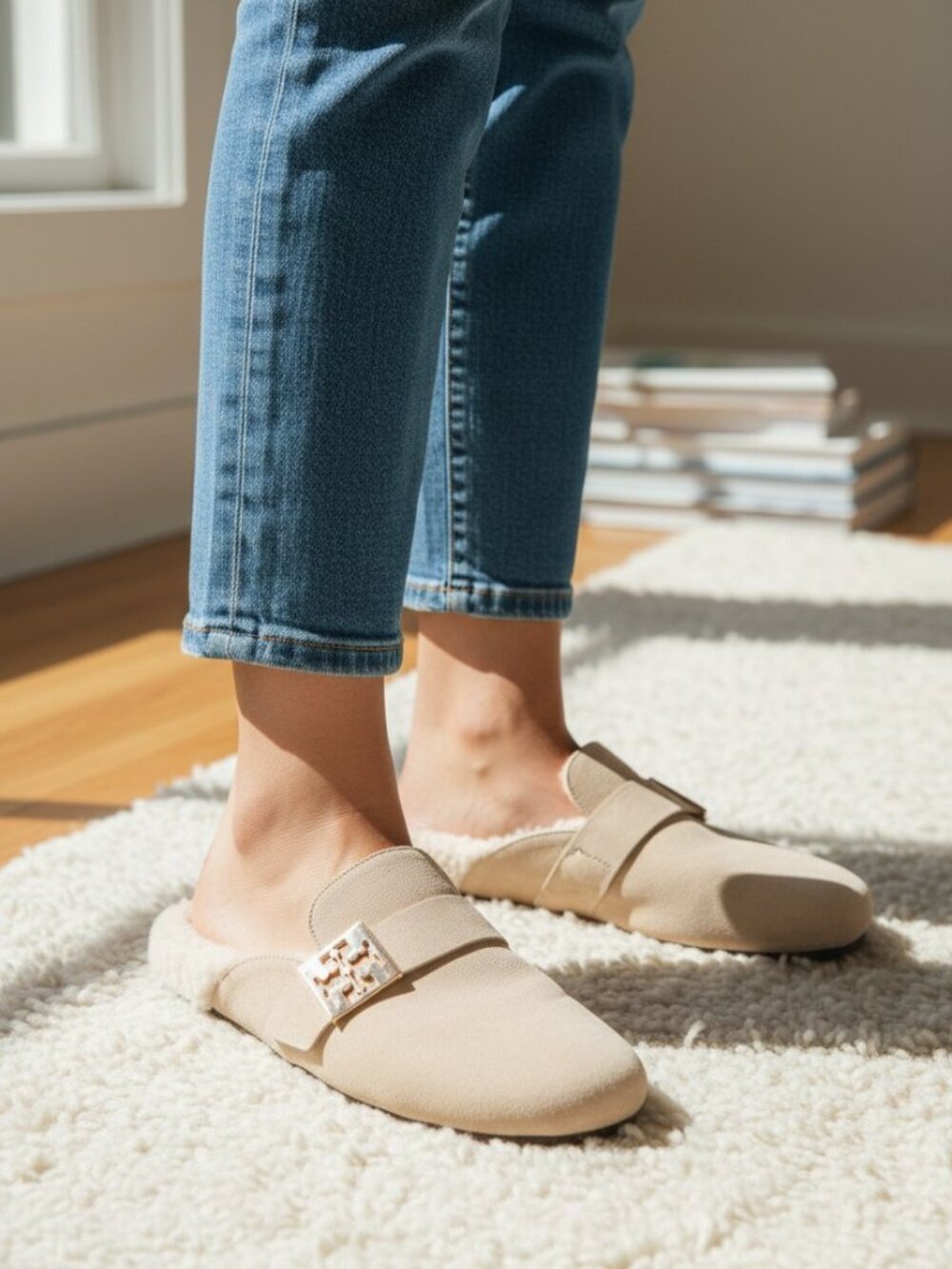 Tory Burch Mellow Mule Slipper Flat Womens 9 Beige Suede Faux Shearling Lined